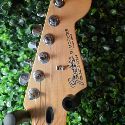 2003 Fender Standard Stratocaster HSS - Midnight Wine image 4