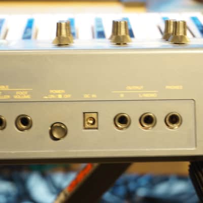 Yamaha AN1x Virtual Analog Synthesizer 1997 - Blue image 13