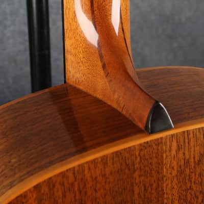 Lowden O Style - Cedar Top - Mahogany Body - Hard Case - 2nd Hand image 8