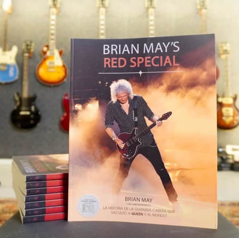 RED SPECIAL  Book / Libro BRIAN MAY'S RED SPECIAL. LA HISTORIA DE LA GUITARRA CASERA QUE SACUDIÓ A Q image 1