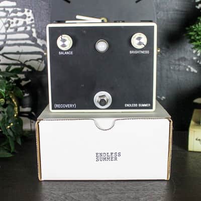 Preowned Recovery Effects Endless Summer True Spring Reverb & Boost w/ Box