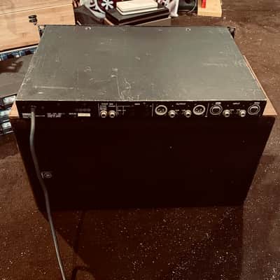 Yamaha SPX990 Professional Multi-Effect Processor image 3