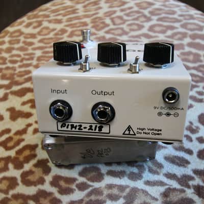 Kingsley Page Tube Boost V2 2010s - White image 5