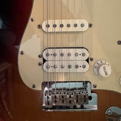 Fender American Deluxe Fat Stratocaster HSS 2005 - Three Tone Sunburst image 8