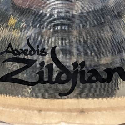 Zildjian 16" A Custom Crash Cymbal 1991 - Present - Brilliant Bild 5