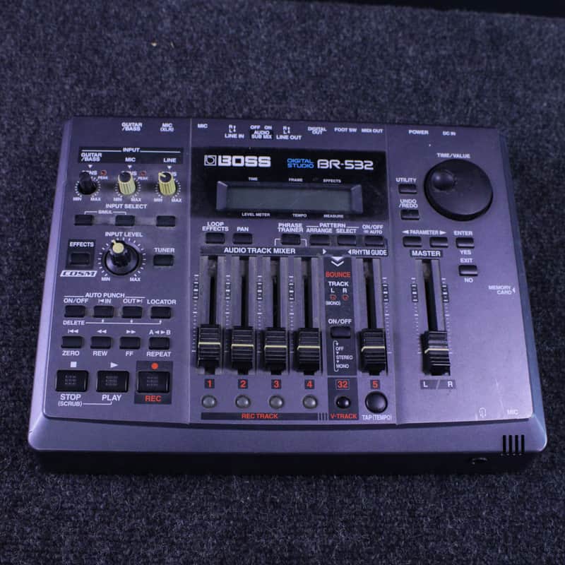 Boss BR-532 Digital Studio Compact 4-Track Recorder | Reverb