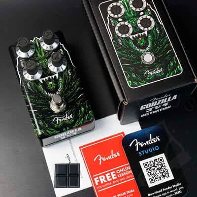 Fender Godzilla Distortion 2026 - Black / Green Graphic
