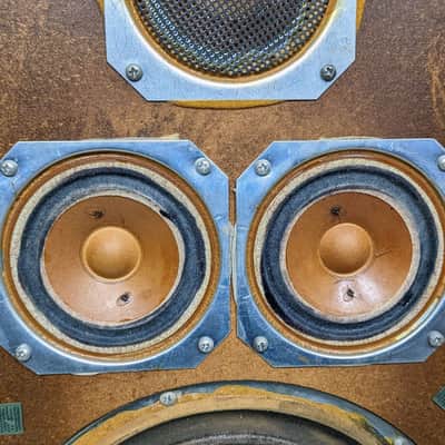 Pair of KLH Model #5 Floor Speakers 1975 Vintage Walnut image 5