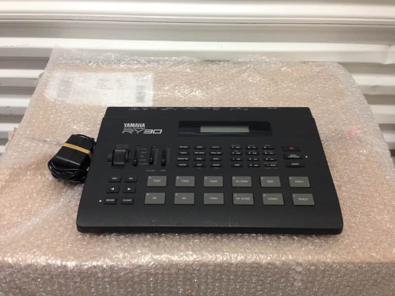 Yamaha RY30 RY-30 Rhythm Programmer Drum Machine w/ Power | Reverb