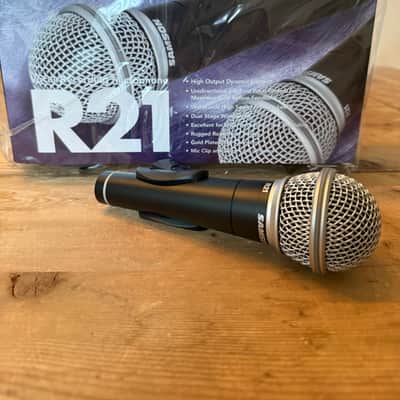 Samson R21 Cardioid Dynamic Vocal/Presentation Microphone (3 Pack) 2010s - Black image 4