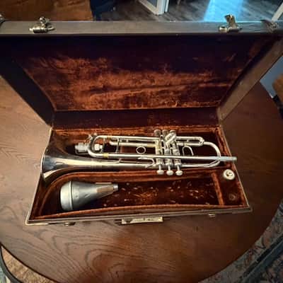 Vincent Bach Stradivarius Model 37 Professional Trumpet – Silver-Plated – Elkhart, Indiana image 2