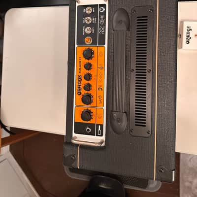 Orange Rocker 15 2-Channel 15-Watt 1x10" Guitar Combo 2017 - Present - Black image 2