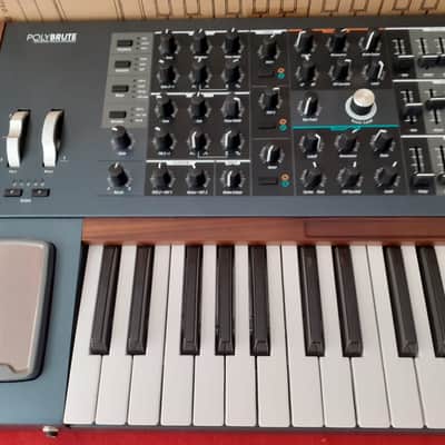 Arturia PolyBrute 61-Key Synthesizer 2021 - Present - Black image 3