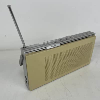 Bang & Olufsen - Beolit 700 - Portable Radio image 2