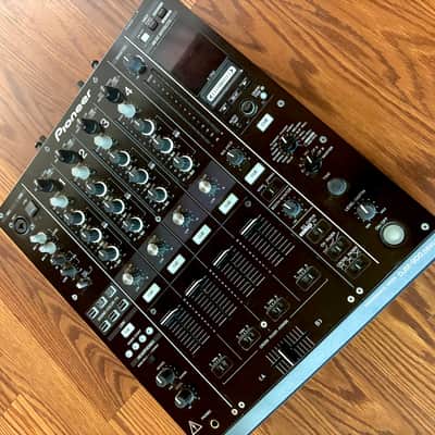 Pioneer DJM-900NXS Nexus 4-Channel DJ Mixer with Effects 2010s - Black image 2