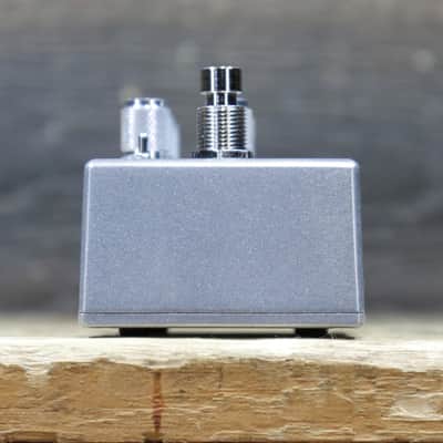 Empress Effects Compressor MkII Analog Compressor Silver Sparkle Effect Pedal image 7