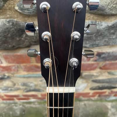 Larrivee OM-03 2015 - walnut image 2