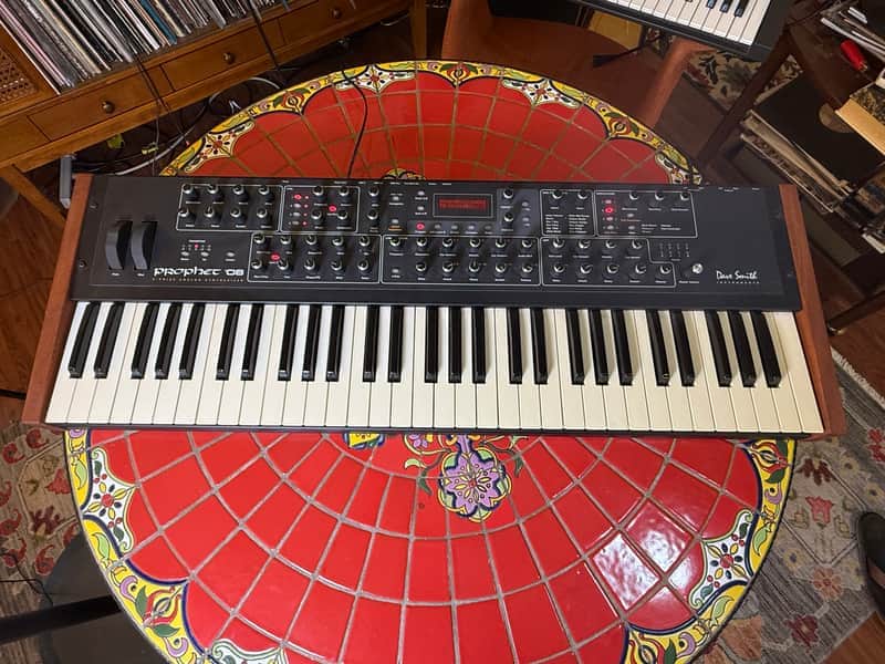 鍵盤楽器 Dave Smith Instruments Prophet 08 PE Dave Smith Instruments Prophet '08 PE 61-Key Analog DSI-2128 B&H