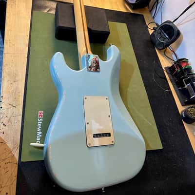Partscaster Stratocaster 2023 - 'Daphne Blue Light Aged MJT Body Fender USA Neck and Fender Custom Shop Preloaded Pickguard image 14
