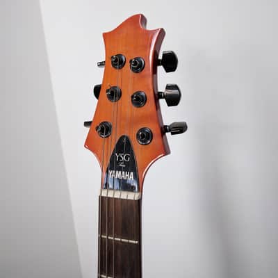 Yamaha YSG -- 1988 -- Honeyburst / Red image 4