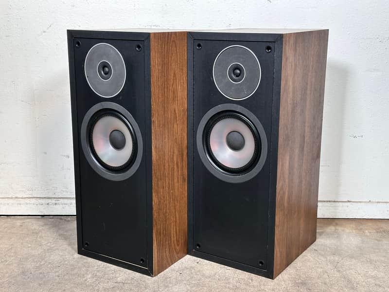 Energy Pro 22 Monitor Base Reflex 2-WaySpeaker - Pair image 1