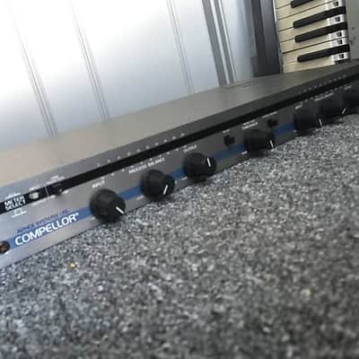 Aphex 300 AX Compellor Original Compressor / Limiter / Leveller image 6