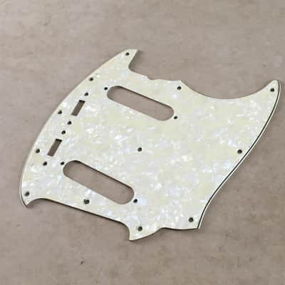 Aged Vintage Reissue USA Relic Pickguard Fender Mustang Guitar Aged Cream Pearl image 2