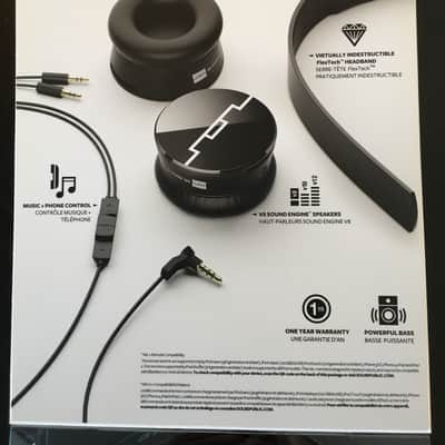 Sol Republic Tracks V8 Black On-Ear Headphones image 5