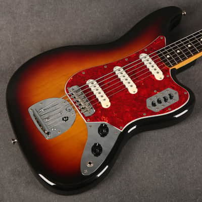 Fender Bass VI - Made in Japan - 3 Tone Sunburst - 2nd Hand image 12