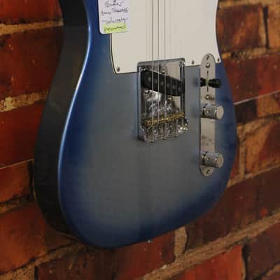 Fender Limited Edition American Showcase Telecaster 2020 - Sky Burst Metallic image 2