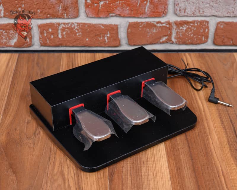 The Piano 3 Sustain Pedal w/ 1/4 Inch Plug image 1