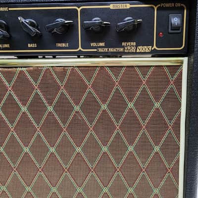 Vox VR30R Valve Reactor 2-Channel 30-Watt 1x10" Guitar Combo 2005 - 2006 - Black image 3