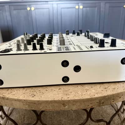 Pioneer DJM 850K - White image 3