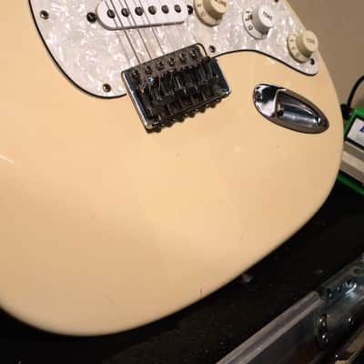 1992 Squier MIK Stratocaster Korea Off-White Maple Neck image 18