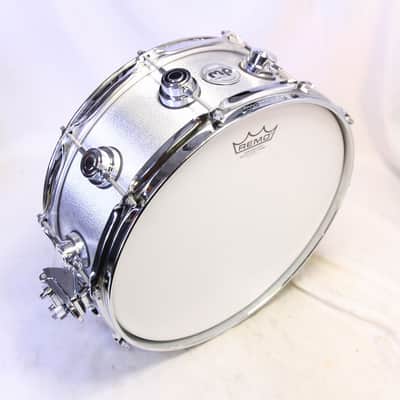 DW DW-CA7 1455SD/ALUMI/C 14x5.5-inch Cast Aluminum Snare Drum (08/12) image 6