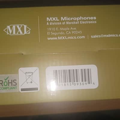 MXL 2006 Condenser Microphone with Mount and Case image 3