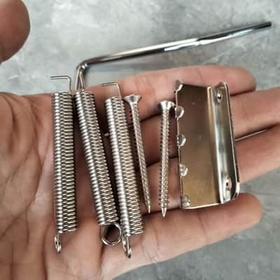 Ibanez Tremolo Bridge T1502 6 String - Chrome image 5