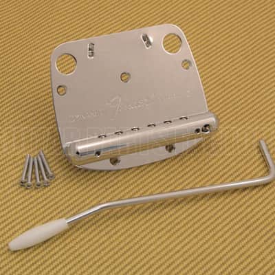 003-5559-000 Genuine Fender Mustang® Chrome Vibrato Guitar Tailpiece Kit w/Arm
