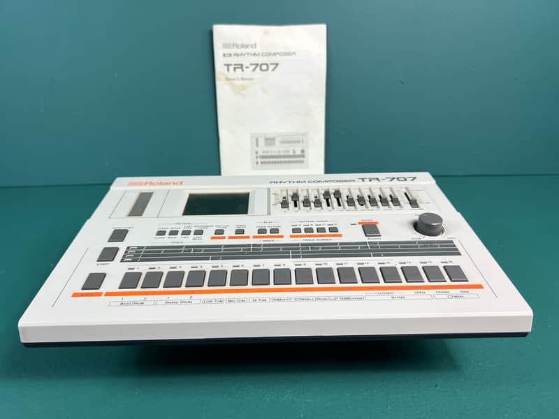 Roland TR-707 Rhythm Composer 1985 - White image 1