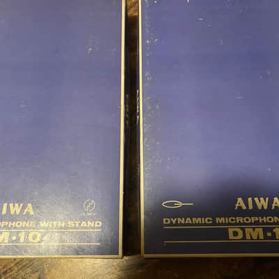 AWAI (2) DM-10 Dynamic Microphones wi Stands image 5