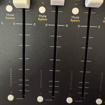Softube Console 1 Fader USB DAW Control Surface 2019 - Gray image 2