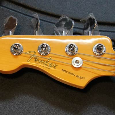 Fender American Professional II Precision Bass Left-Handed Mystic Surf Green image 4