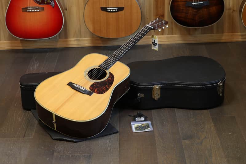 Martin マーチン HD-28V custom 2009 Martin Custom HD-28V Custom Adirondack Acoustic Guitar - 1933