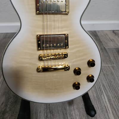 Firefly   FFLPS White Burst UPGRADED w Locking Tuners and gold metal PU Rings image 4