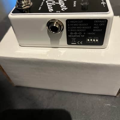 Xotic Super Clean Buffer 2019 - White image 2