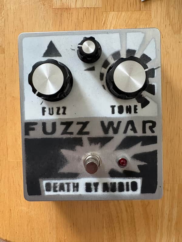 Death By Audio Fuzz War