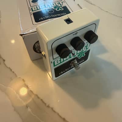 Electro-Harmonix Big Muff Pi with Tone Wicker Distortion / Sustainer 2008 - Present White / Black / Green image 2