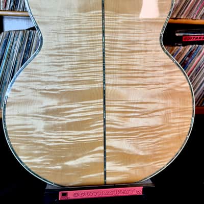 Gibson J-200 1995 - Natural image 11