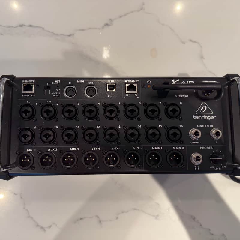 Behringer X Air XR18 Tablet-Controlled Digital Mixer Black image 1