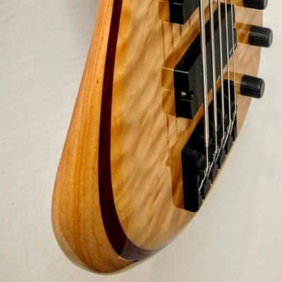 G.Gould GGi5 in Natural Quilt Maple – Graphite Neck – NAMM Display - 9.05 pounds – #1277 image 4